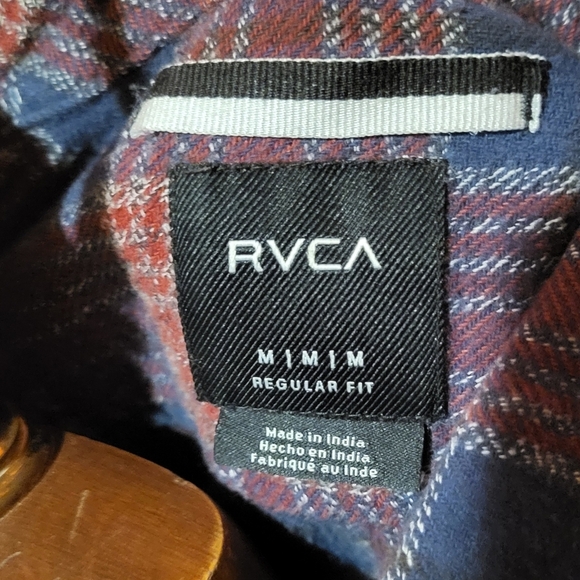 RVCA Plaid Flannel Men’s‎ Medium Red/ Navy Button Down Pockets - Picture 3 of 5